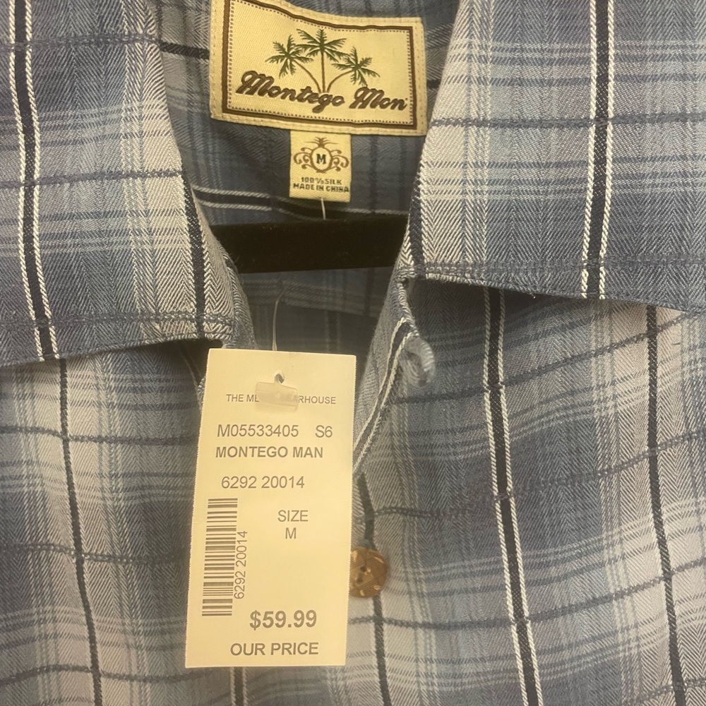 NWT-Men’s silk button down shirt